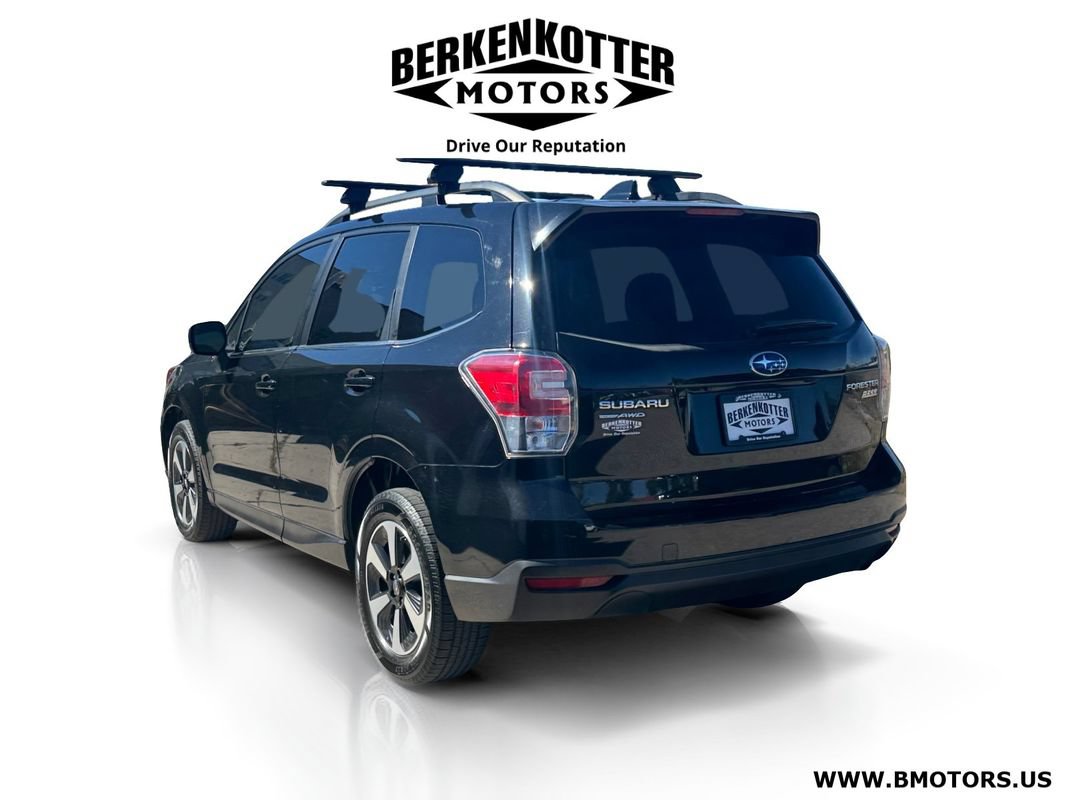 Used 2017 Subaru Forester 2.5i Limited AWD/4WD image 5