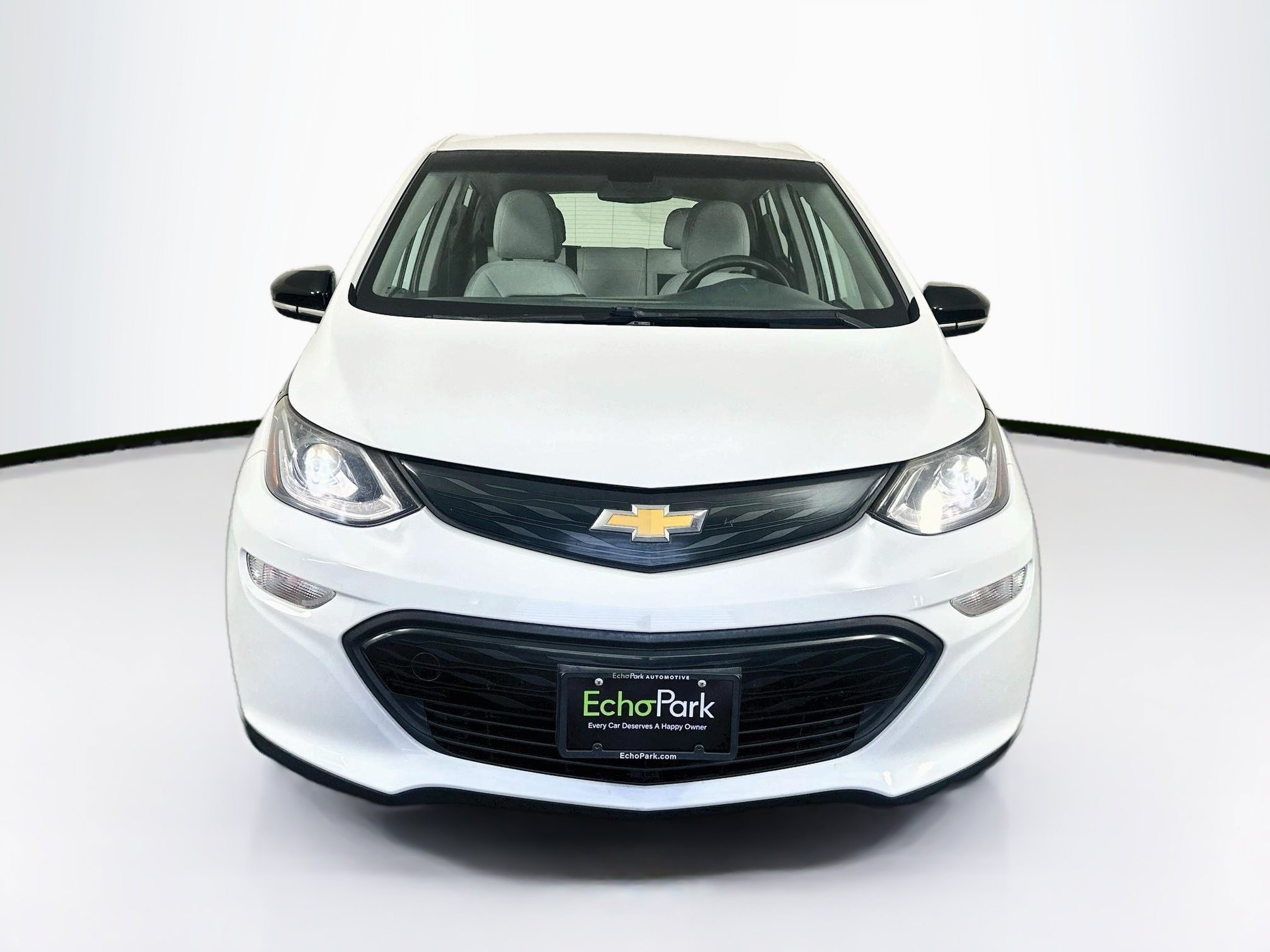 Used 2018 Chevrolet Bolt LT FWD image 2