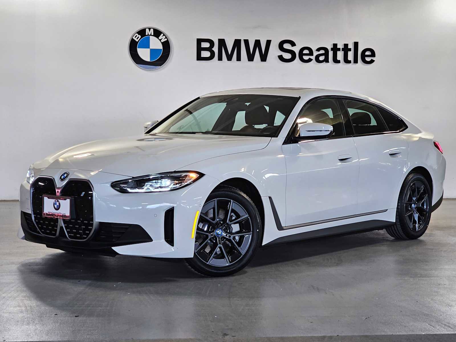 Used 2023 BMW i4 eDrive35 w/ Premium Package image 1