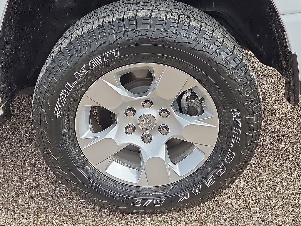 Used 2022 RAM 1500 Lone Star image 17