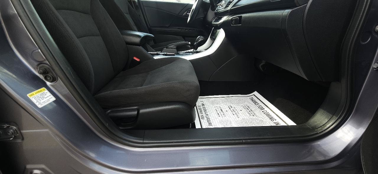 Used 2015 Honda Accord EX image 31