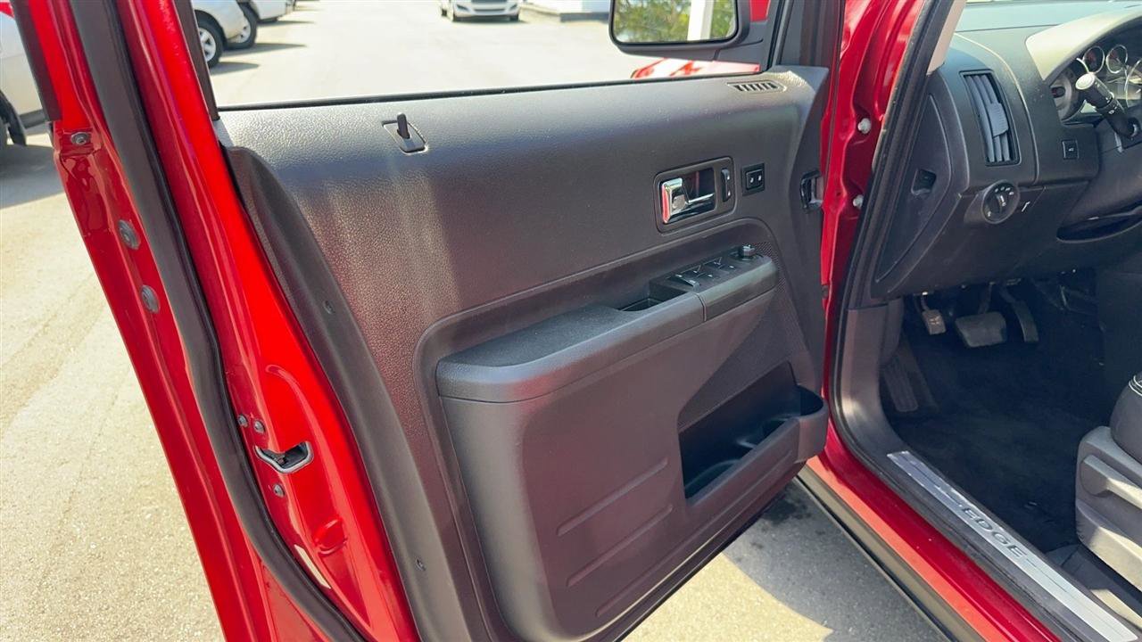 Used 2010 Ford Edge Limited FWD image 28