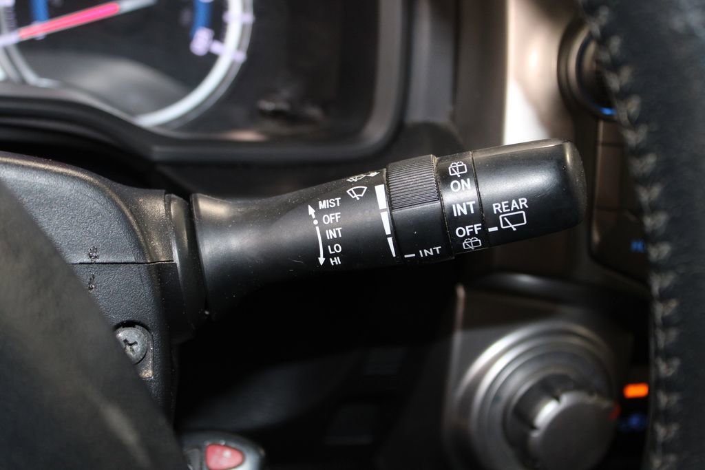 Used 2018 Toyota 4Runner SR5 image 37