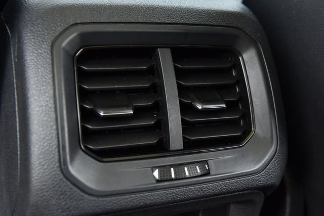 Certified 2023 Volkswagen Tiguan SE w/ Panoramic Sunroof Package FWD image 23