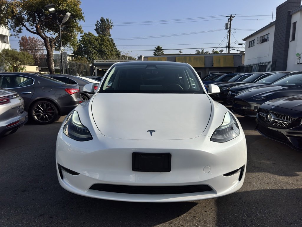 Used 2024 Tesla Model Y Long Range image 2