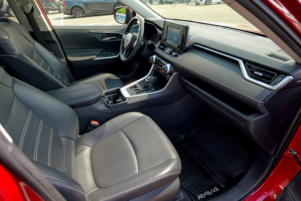 Used 2019 Toyota RAV4 XLE Premium w/ All Weather Liner Package AWD/4WD image 34
