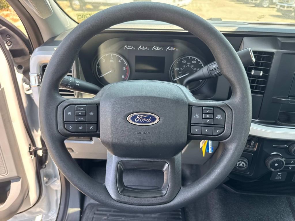 New 2025 Ford F350 XL w/ XL Chrome Package image 8