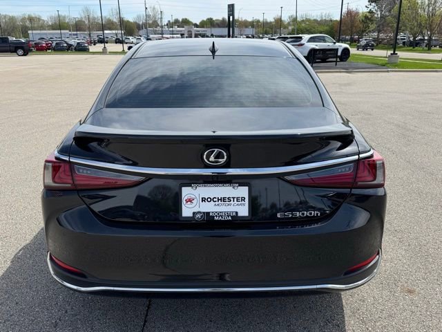 Used 2025 Lexus ES 300h w/ Premium Package FWD image 44