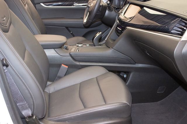 Certified 2024 Cadillac XT6 Premium Luxury w/ LPO, Floor Liner Package image 10