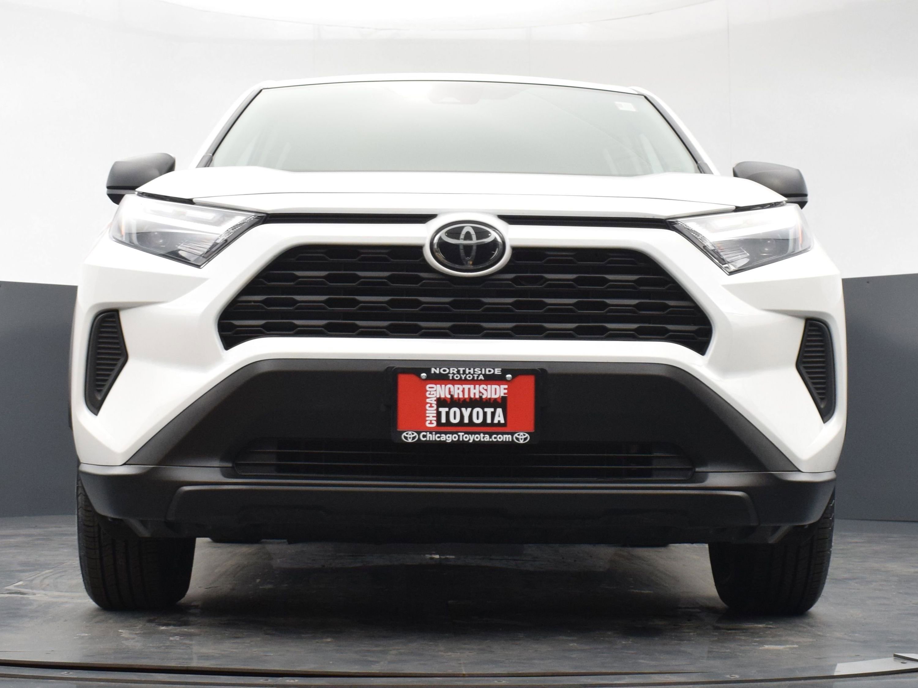 Used 2024 Toyota RAV4 LE image 29