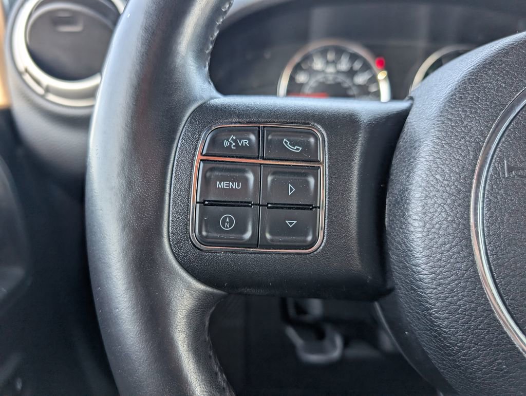 Used 2014 Jeep Wrangler Unlimited Sahara w/ Connectivity Group image 13