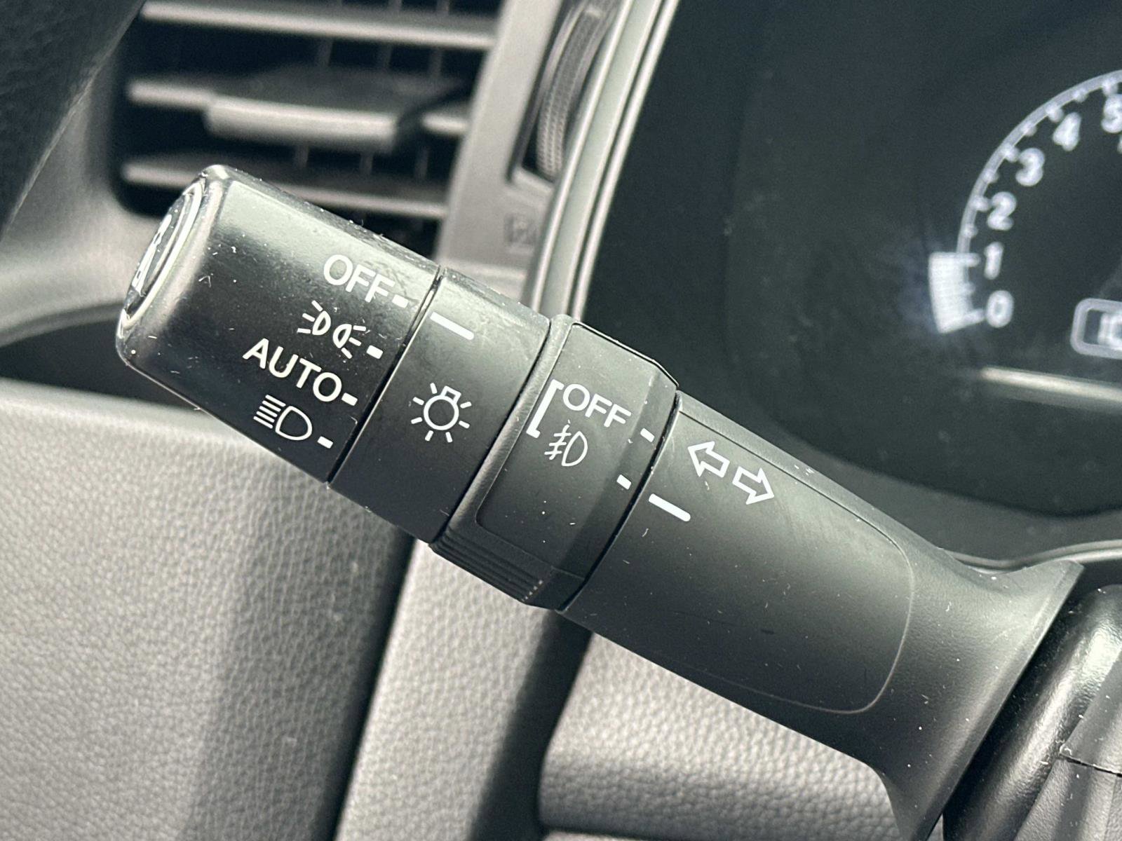 Used 2020 Honda Fit EX image 28