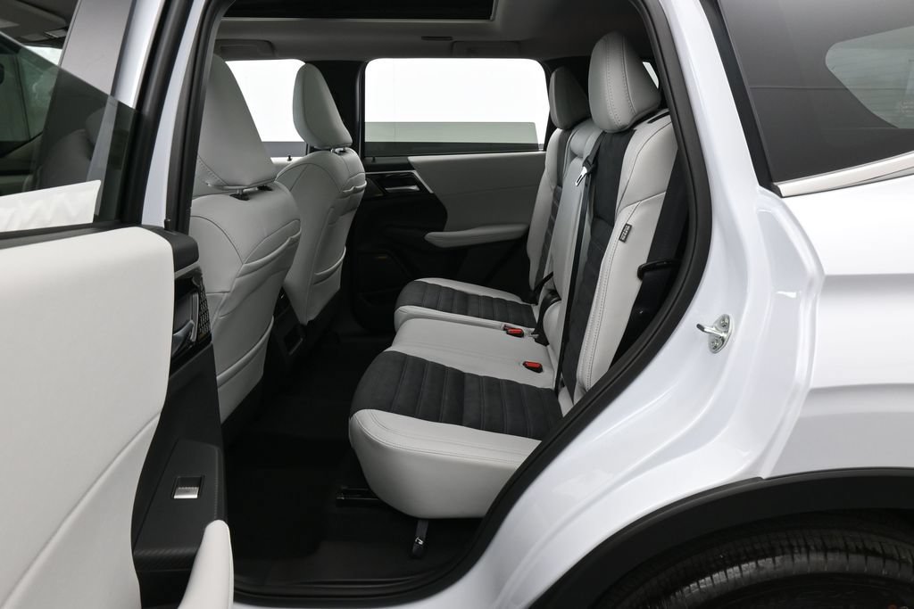New 2026 Mitsubishi Outlander SE FWD image 31