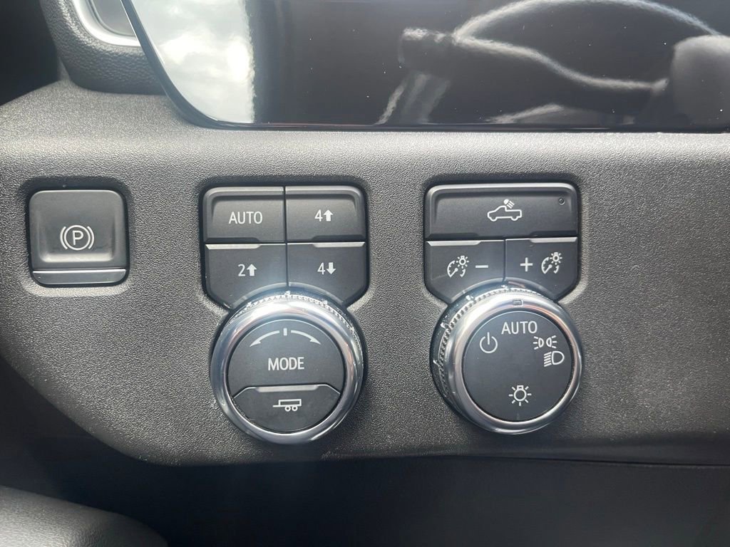 Used 2023 GMC Sierra 1500 SLE AWD/4WD image 10