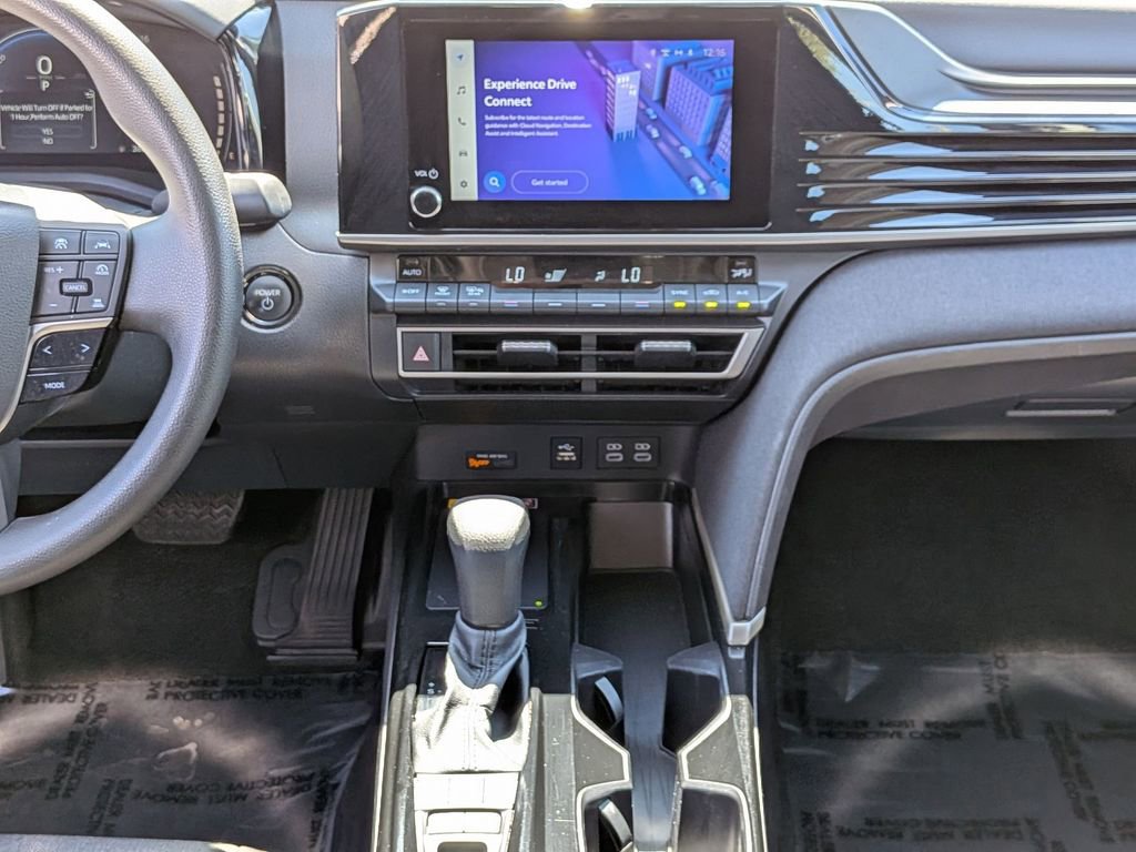 Used 2025 Toyota Camry LE image 16