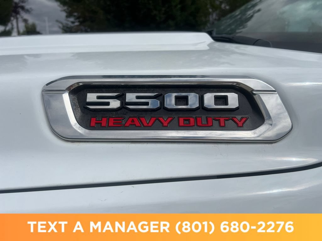 Used 2023 RAM 5500 Tradesman w/ Chrome Appearance Group AWD/4WD image 11