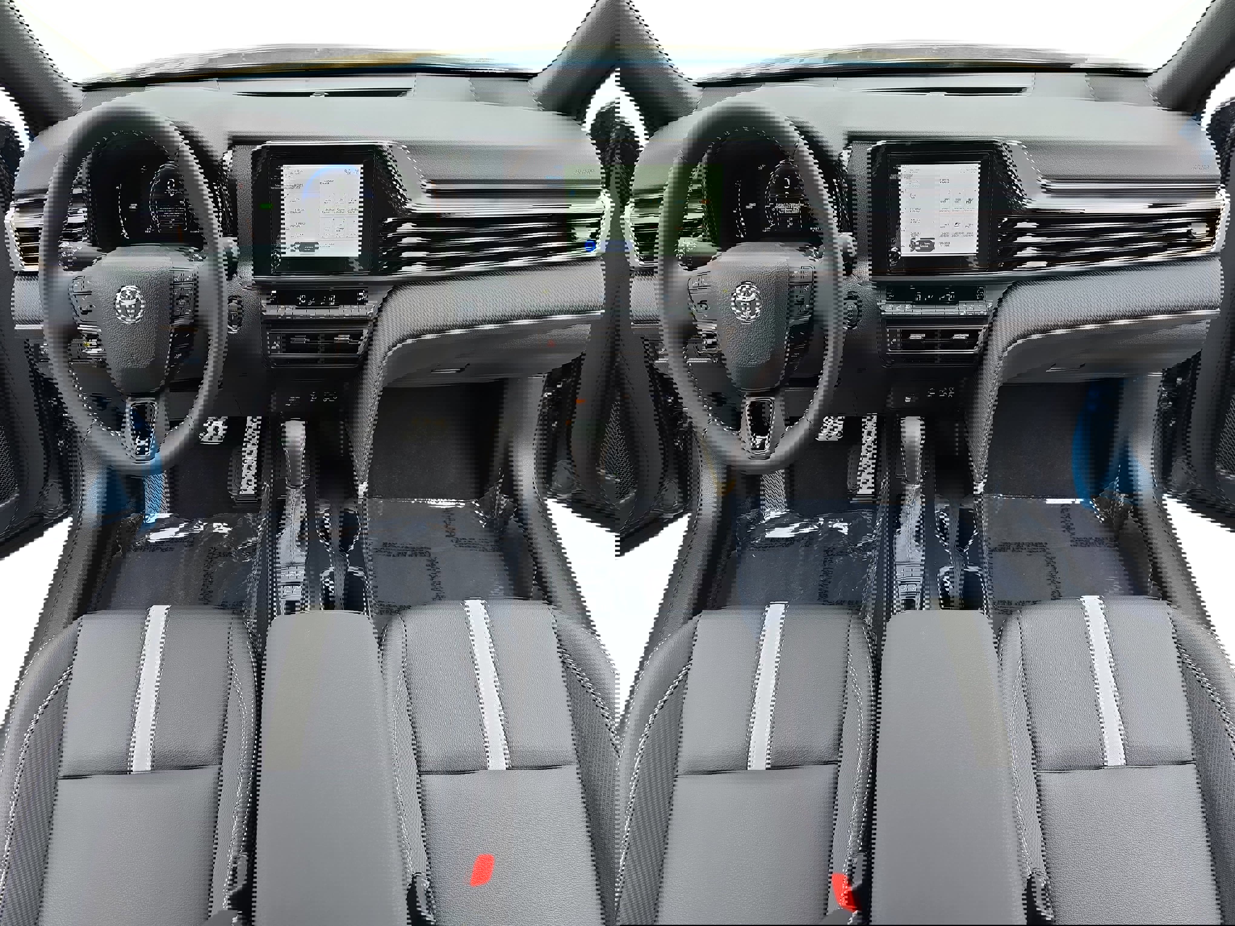 Used 2025 Toyota Camry SE image 9