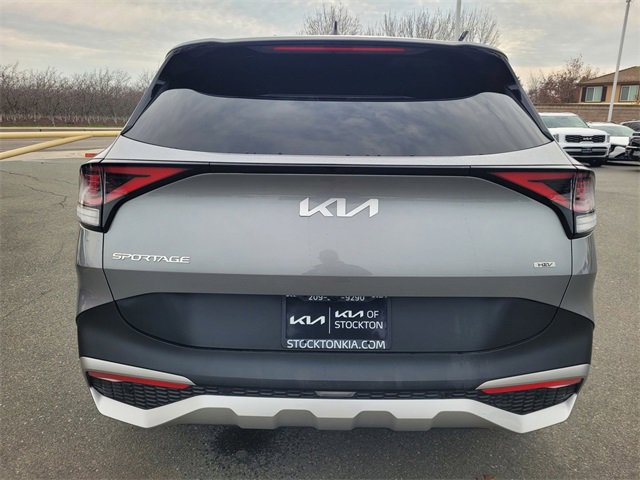 Used 2023 Kia Sportage LX image 5