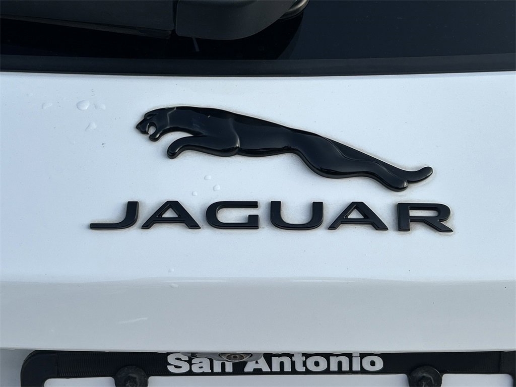 Used 2024 Jaguar F-PACE R-Dynamic S image 10