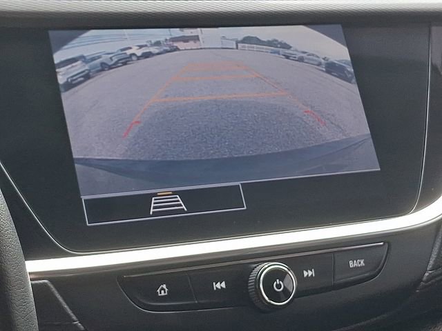 Used 2021 Buick Encore GX Essence w/ Sport Touring Package FWD image 18