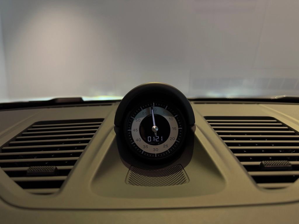 Certified 2024 Porsche 911 Carrera GTS image 21