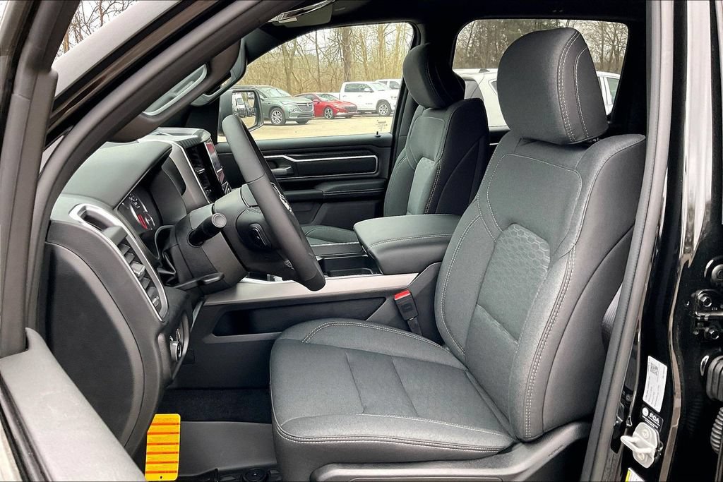 New 2026 RAM 1500 Big Horn AWD/4WD image 9