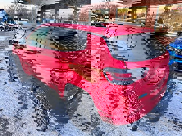 Used 2022 Jeep Compass Limited w/ (RED) Package image 3