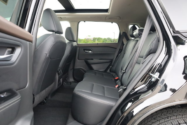 Certified 2023 Nissan Rogue SL w/ SL Premium Package AWD/4WD image 29