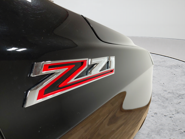 Certified 2025 Chevrolet Suburban Z71 AWD/4WD image 12