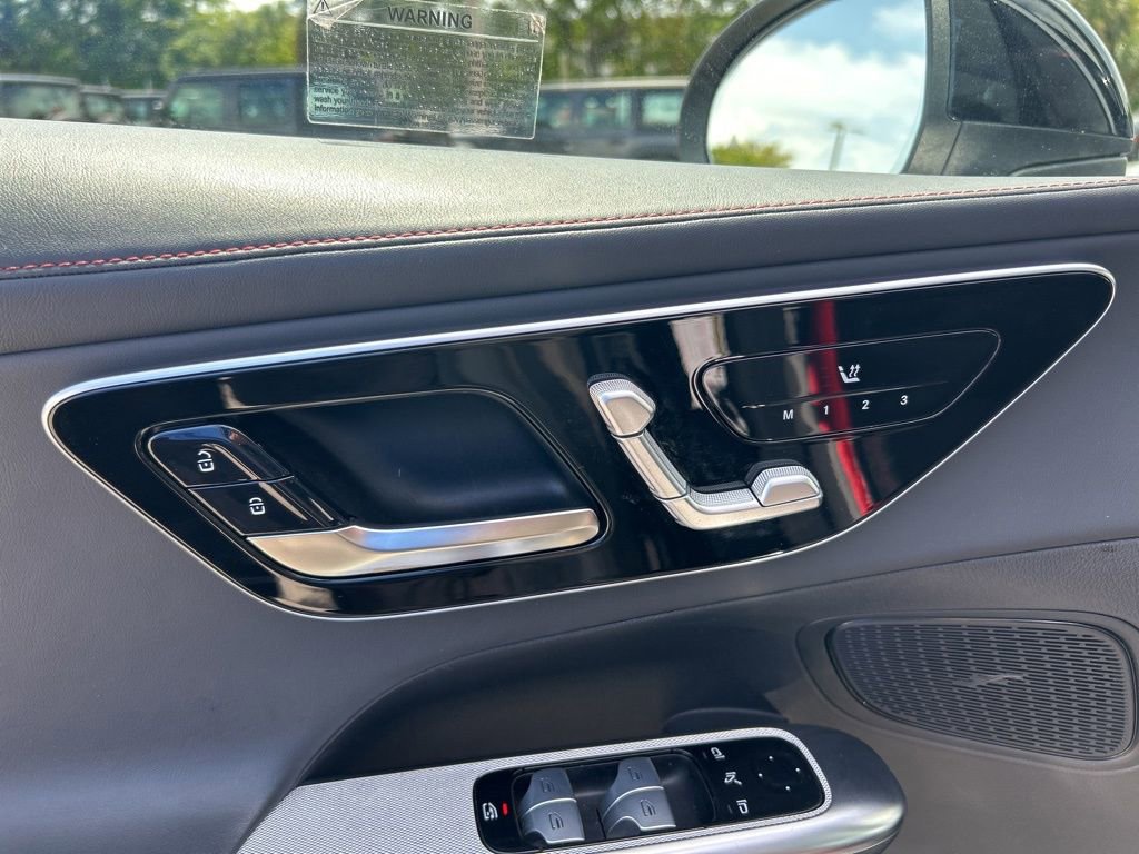 Used 2025 Mercedes-Benz GLC 43 AMG 4MATIC image 37