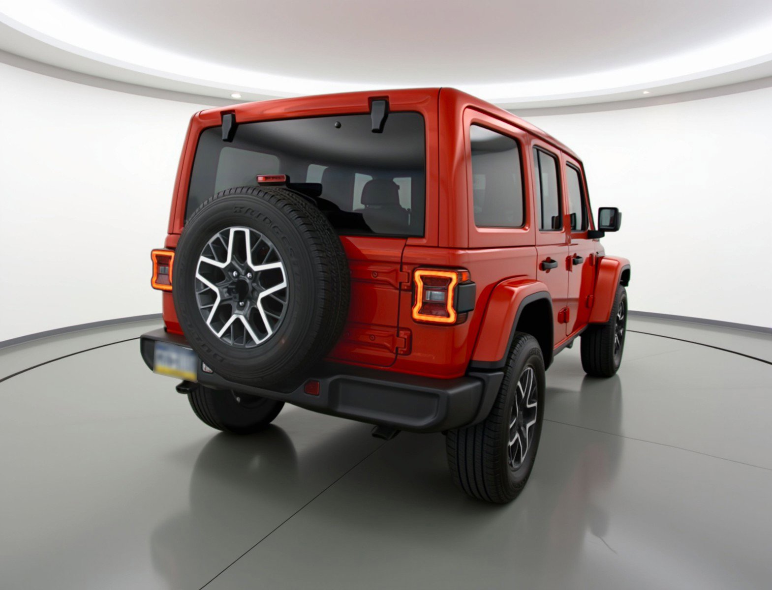 Used 2025 Jeep Wrangler Sahara image 9