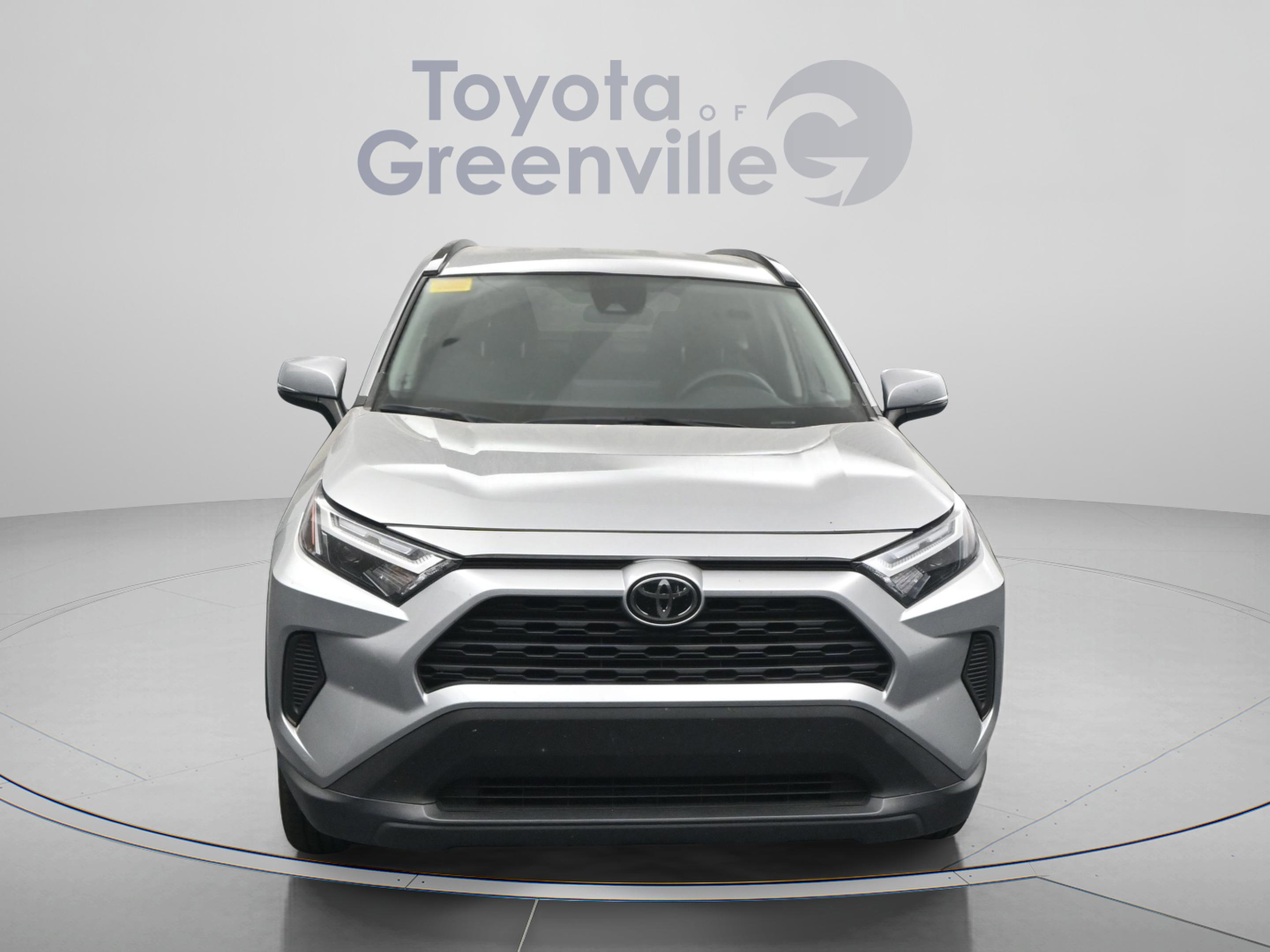 Used 2024 Toyota RAV4 XLE AWD/4WD image 20
