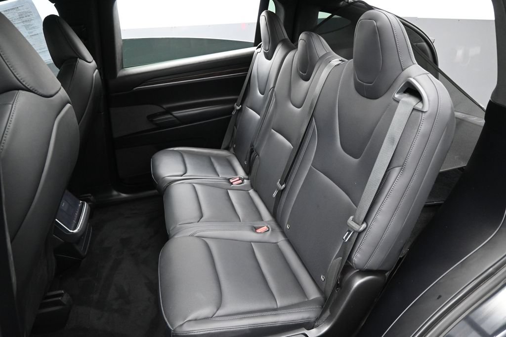 Used 2024 Tesla Model X AWD/4WD image 28
