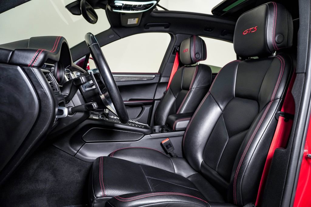 Used 2018 Porsche Macan GTS AWD/4WD image 5