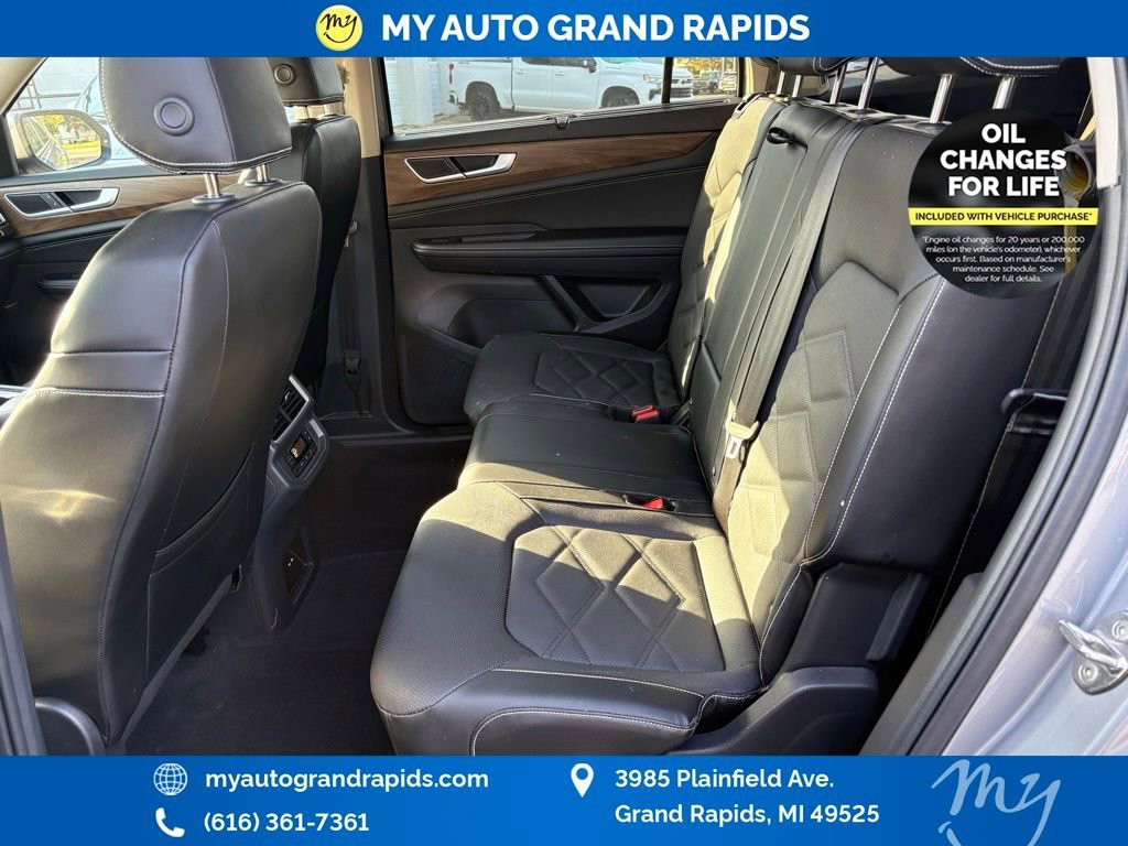 Used 2024 Volkswagen Atlas SE image 12