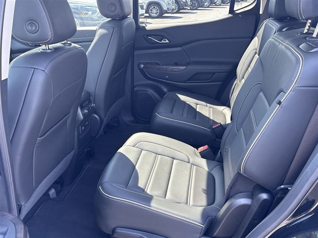 Certified 2023 GMC Acadia Denali w/ Denali Ultimate Package AWD/4WD image 25