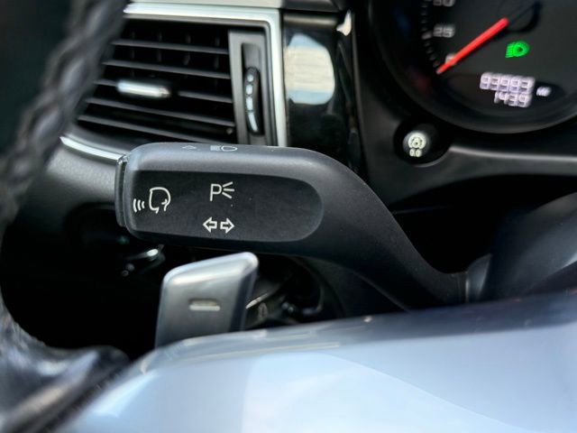 Used 2017 Porsche Macan image 48