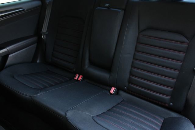 Used 2014 Ford Fusion SE w/ Equipment Group 201A image 5