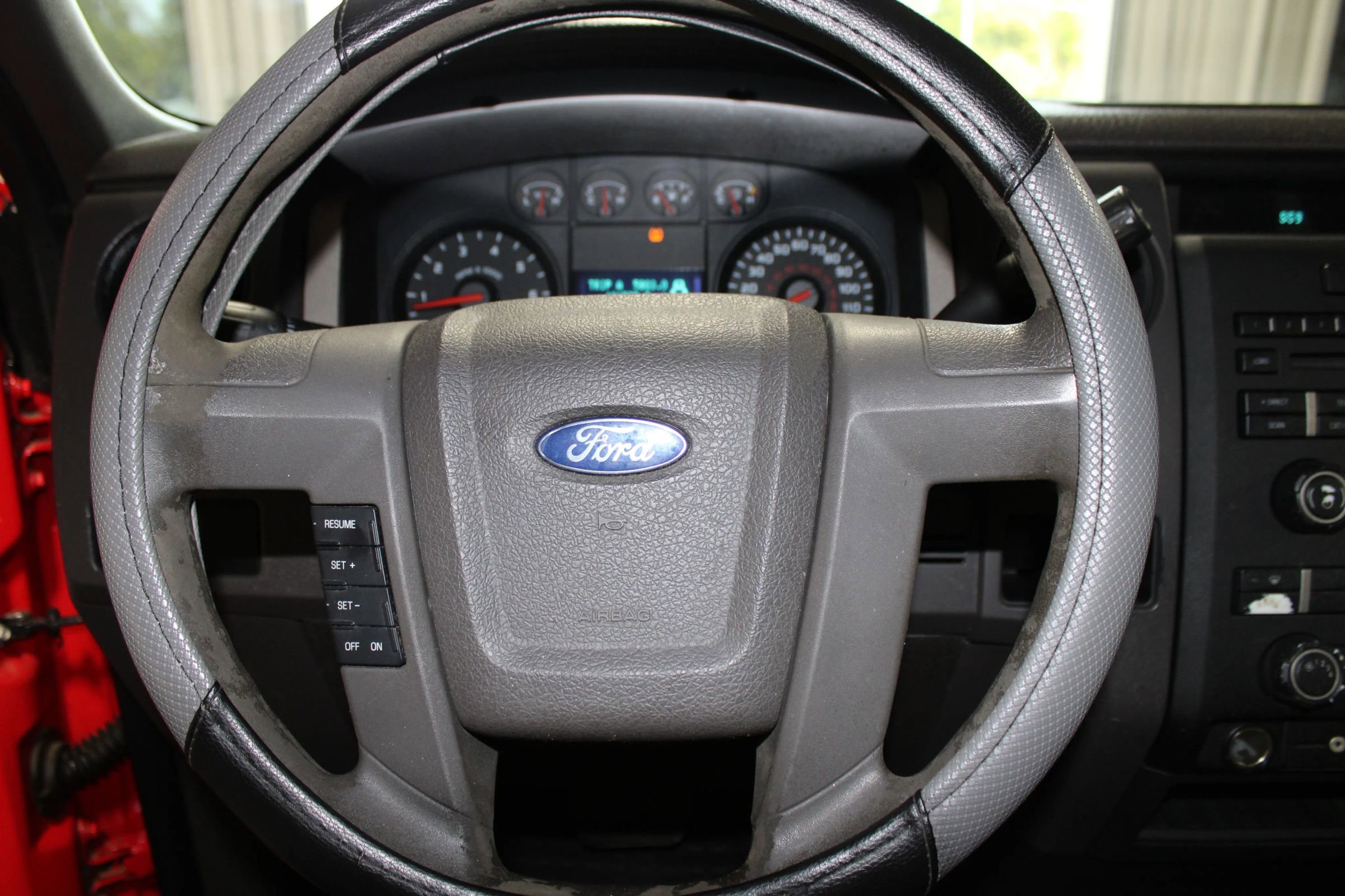 Used 2010 Ford F150 STX image 10