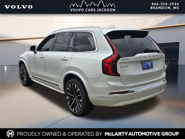 New 2025 Volvo XC90 T8 Core image 5