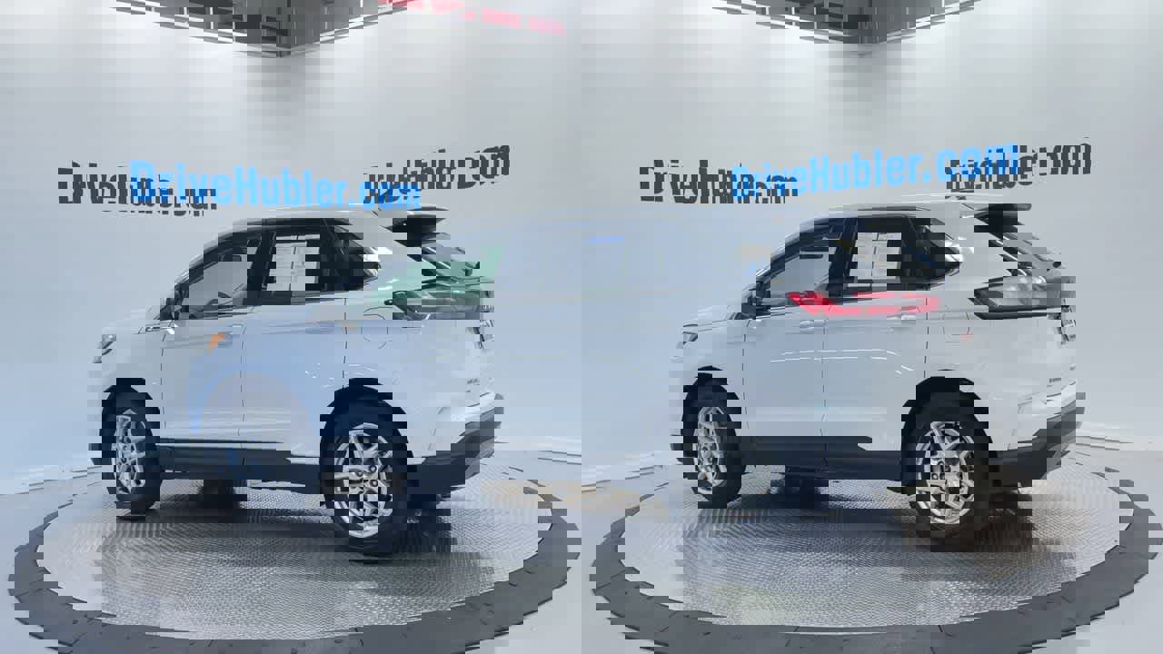 Used 2024 Ford Edge SEL image 9