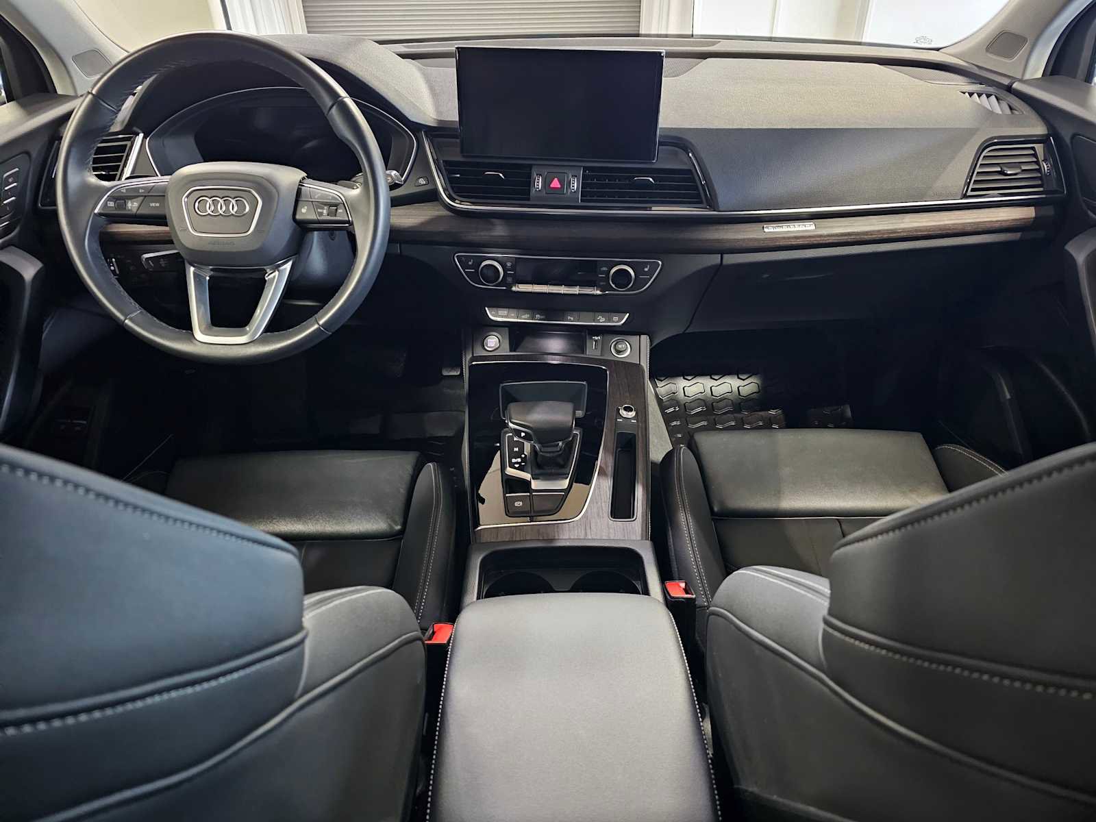 Used 2023 Audi Q5 e Premium Plus w/ Premium Plus Package AWD/4WD image 20