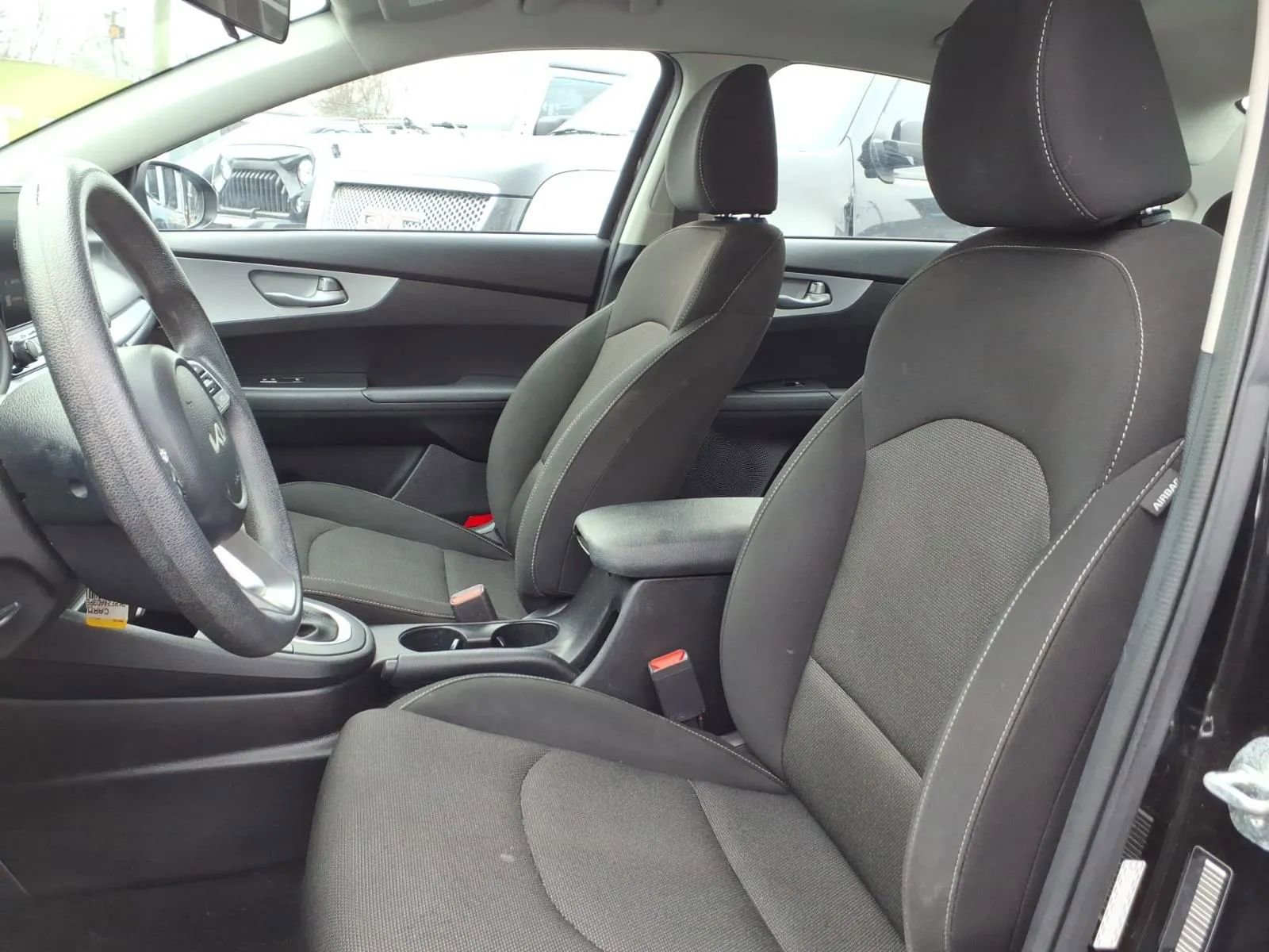 Used 2023 Kia Forte LXS FWD image 25