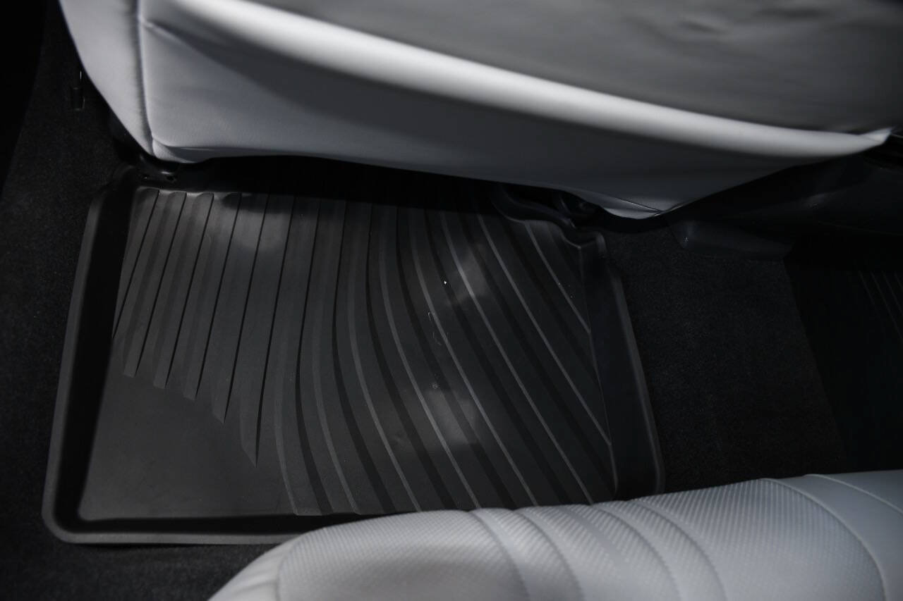 Used 2018 Honda Accord EX-L image 17