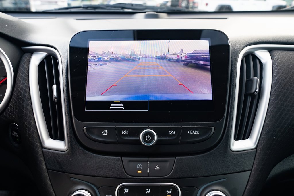 Used 2023 Chevrolet Malibu LT image 15