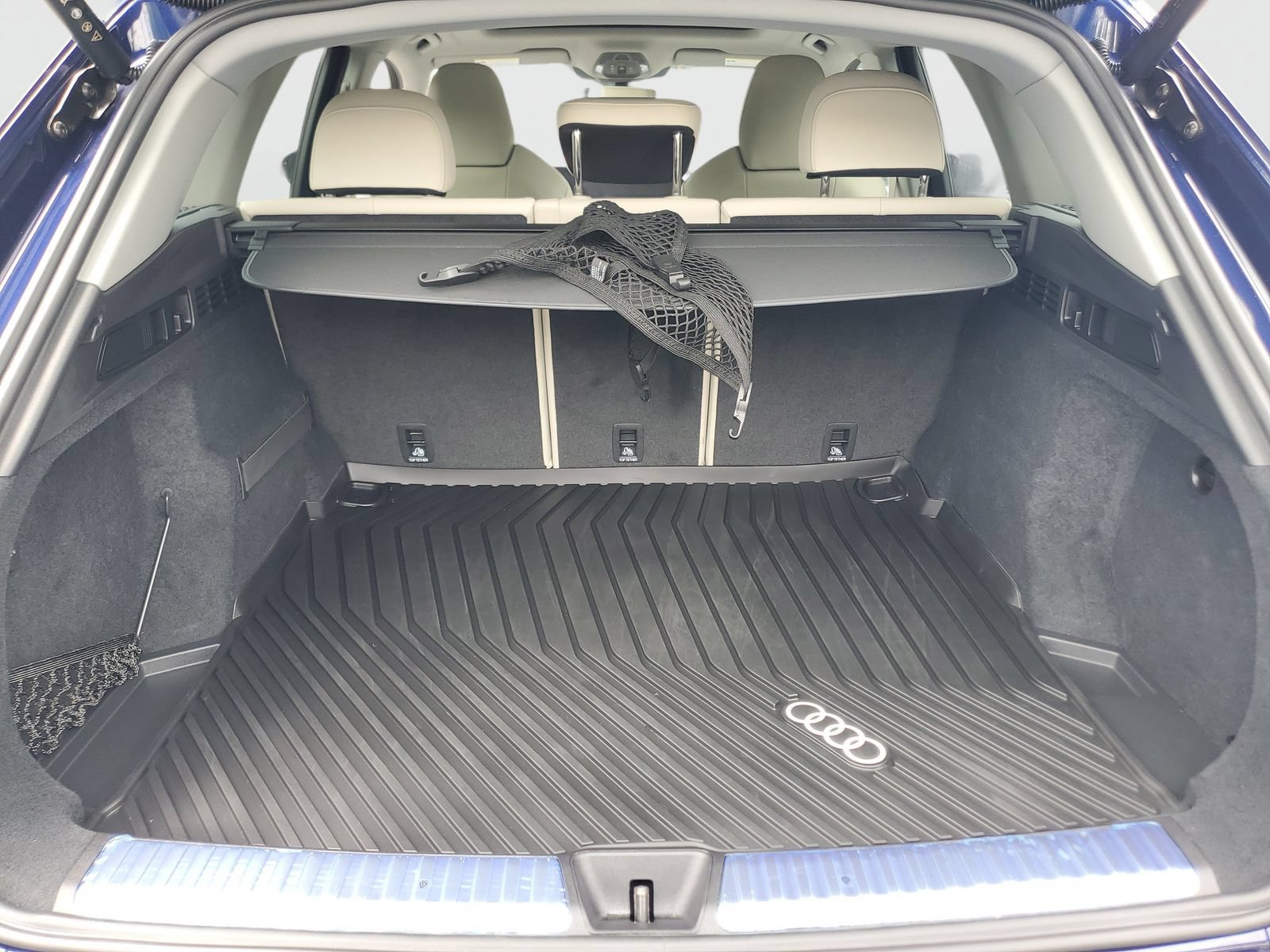 Used 2025 Audi Q5 Premium w/ Premium Plus AWD/4WD image 9