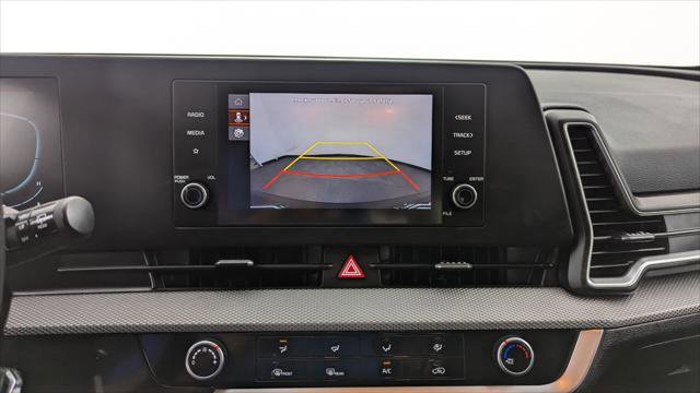 Used 2024 Kia Sportage LX image 29