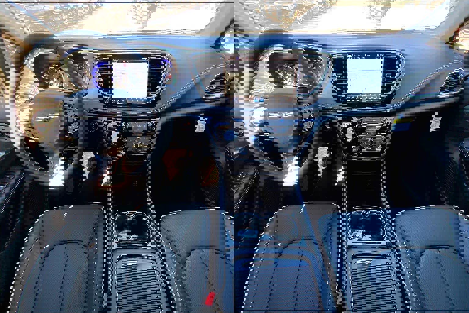 New 2026 Chrysler Pacifica Limited image 13