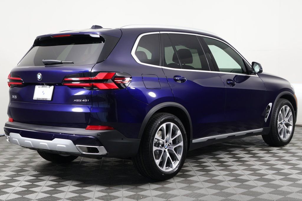 New 2026 BMW X5 xDrive40i w/ Climate Comfort Package image 2