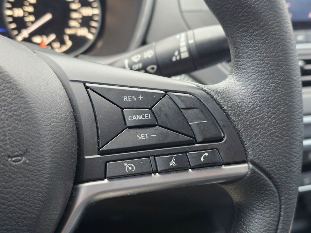 Used 2022 Nissan Altima 2.5 SV image 31